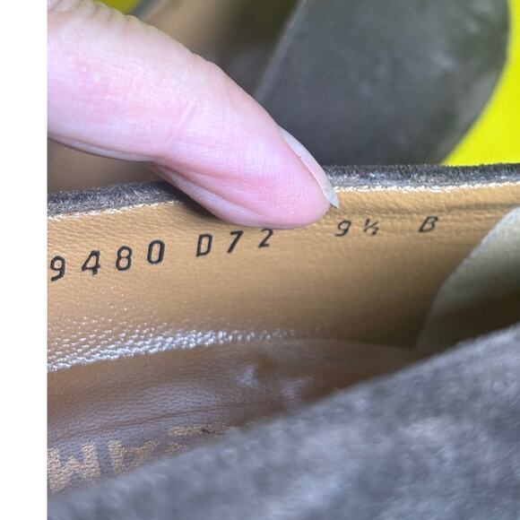 Salvatore Ferragamo Made in Italy Suede Leather Brown Pumps Size 9.5 B - Picture 5 of 8